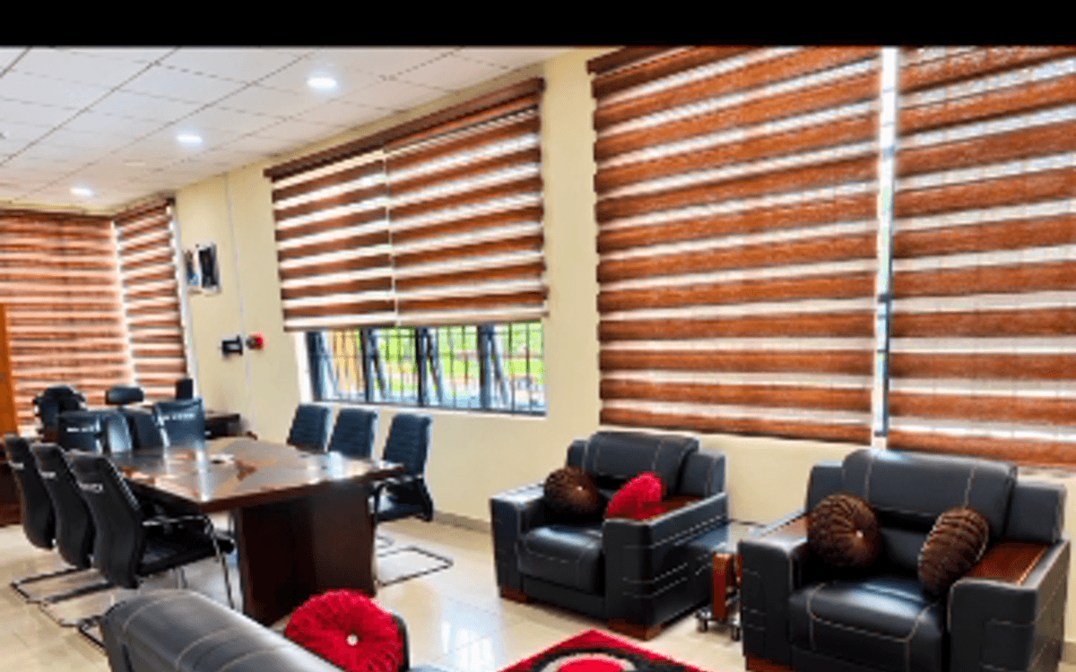 Executive office furnishing